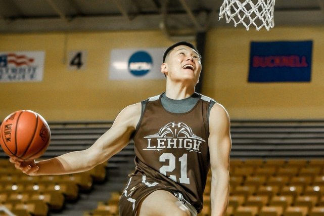 欧冠1／8决赛：皇家马德里VS马德里竞技 谁能晋级八强？