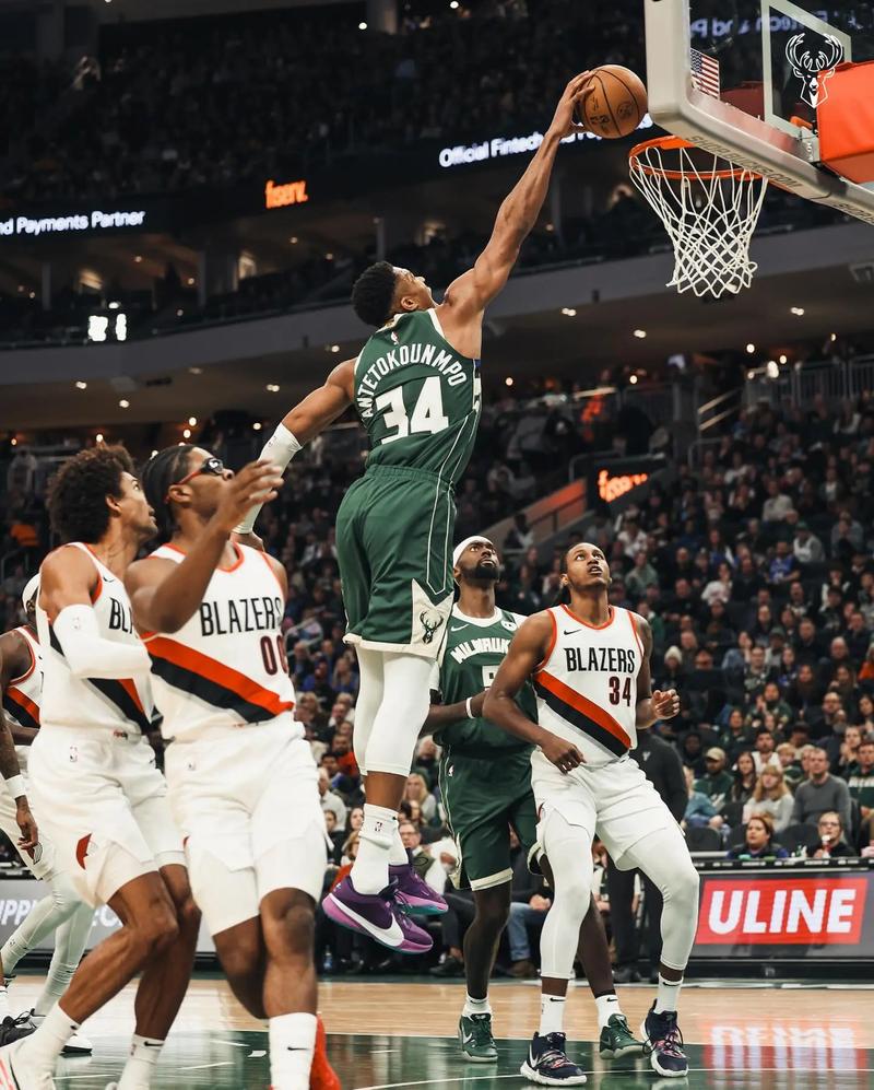 鞠婧祎倾情力荐 《天空之门》手游今日全平台公测