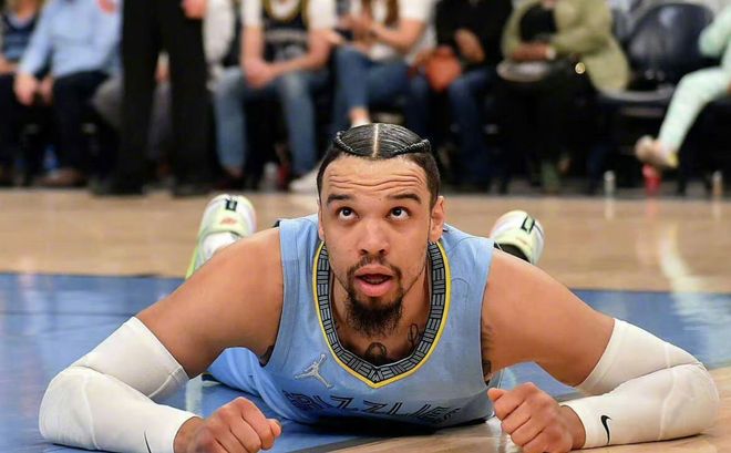 23号球衣给了双向球员！美媒提问：鹈鹕应退役浓眉的23号球衣吗？