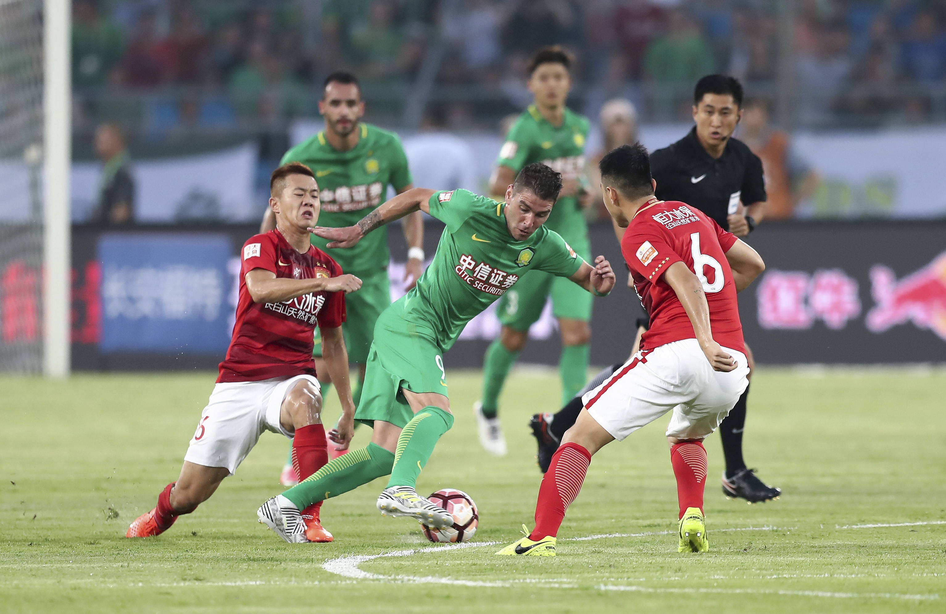 普世尊重